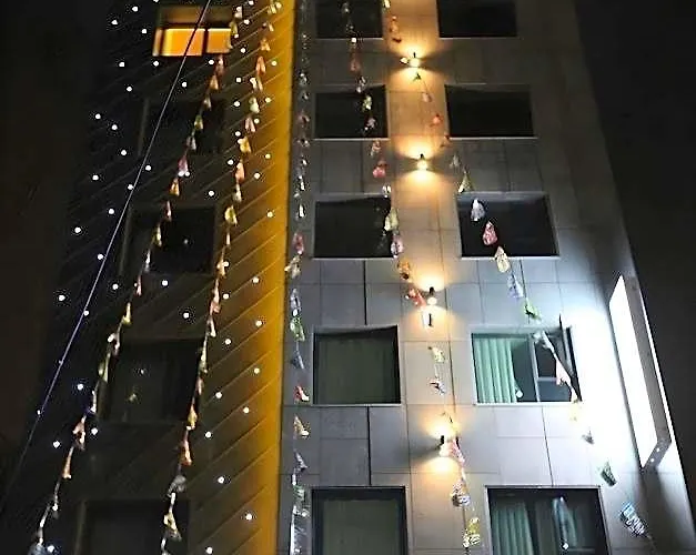 Hotel Bridge 2*